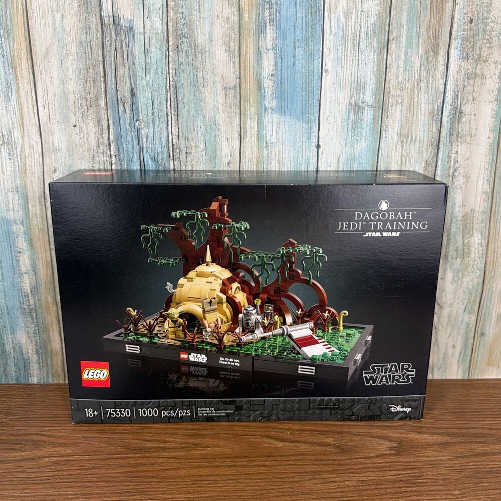 LEGO Star Wars Dagobah Jedi Training Diorama 75330 New Sealed 1000 Pcs NIB